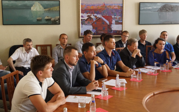 18 предпринимателей получили документы о вступлении в ТПП Восточной Сибири